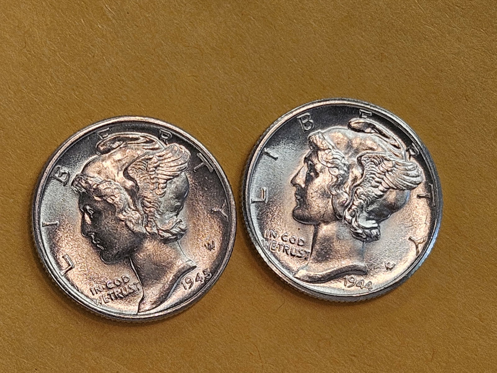 Two GEM Brilliant Uncirculated Mercury silver Dimes - 3