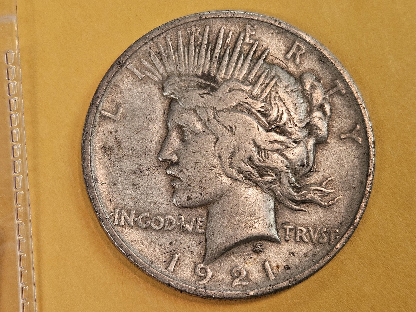 ** KEY DATE ** 1921 Peace silver Dollar in Extra Fine (1 of 4)