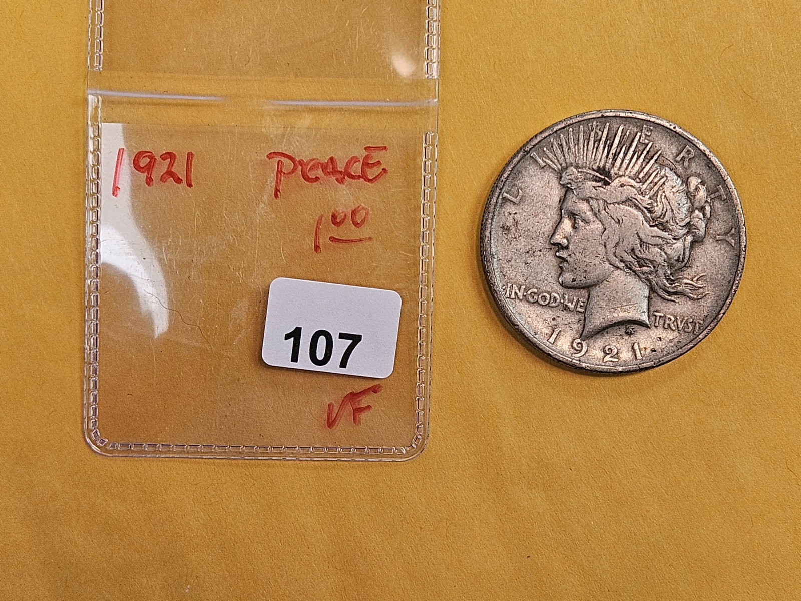 ** KEY DATE ** 1921 Peace silver Dollar in Extra Fine - 2