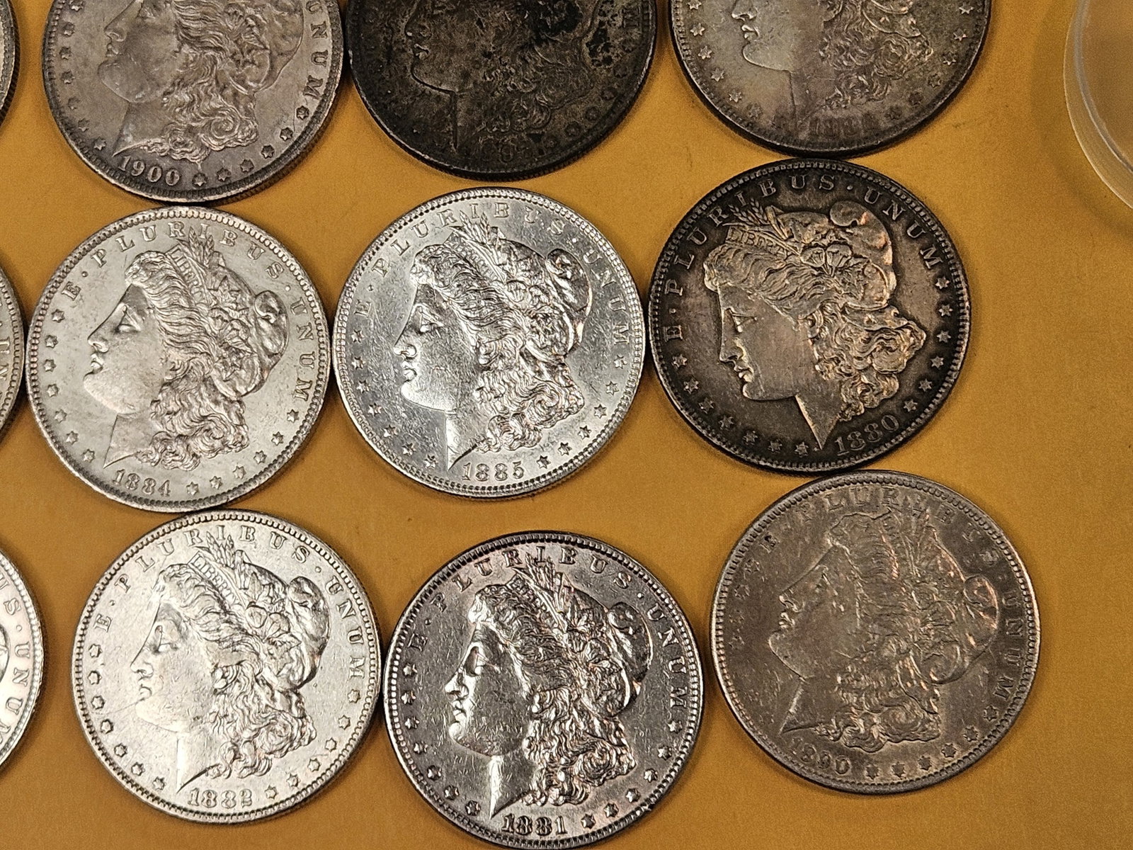 ** FULL ROLL ** Twenty Morgan Silver Dollars - 7