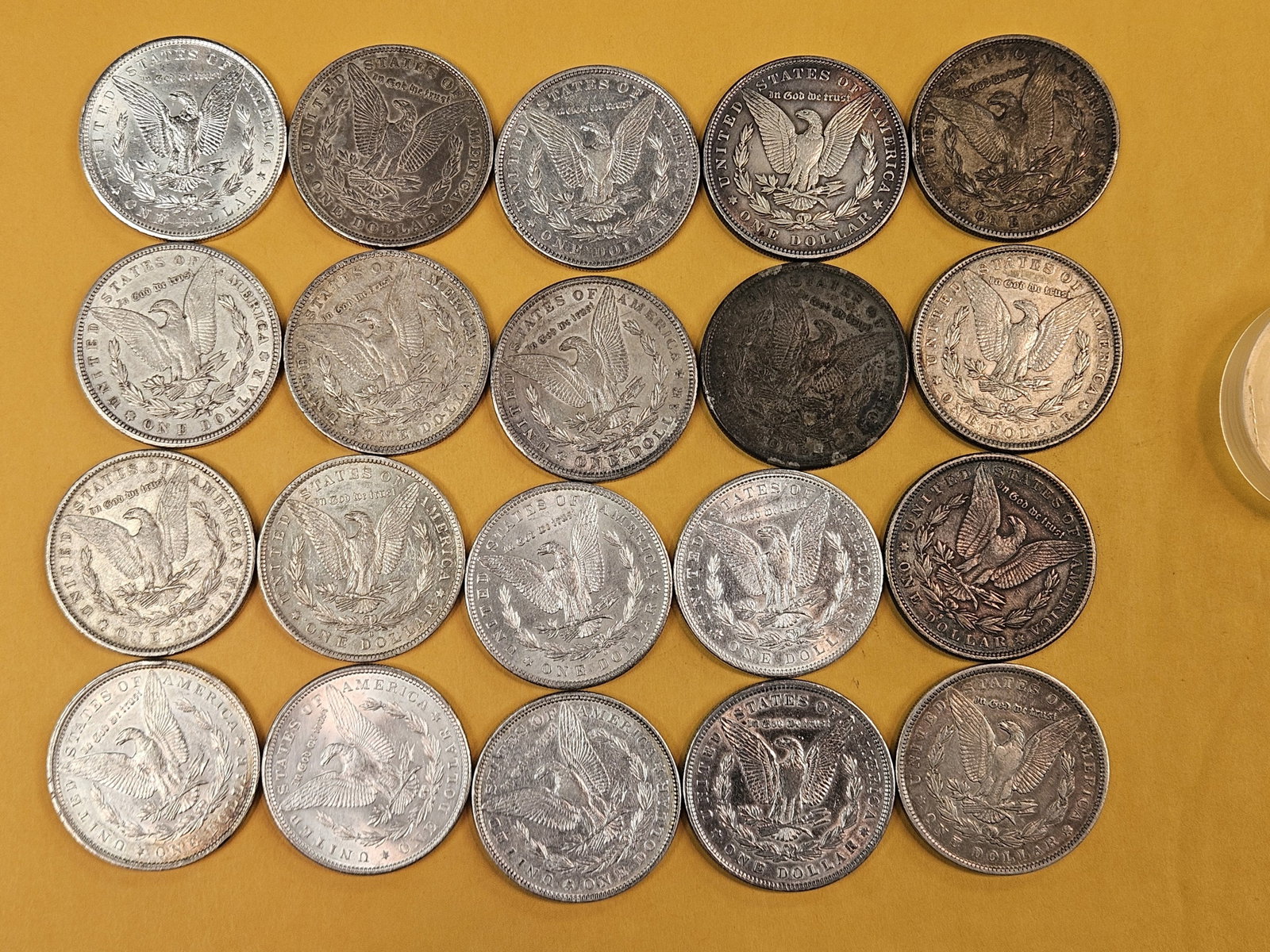 ** FULL ROLL ** Twenty Morgan Silver Dollars - 8