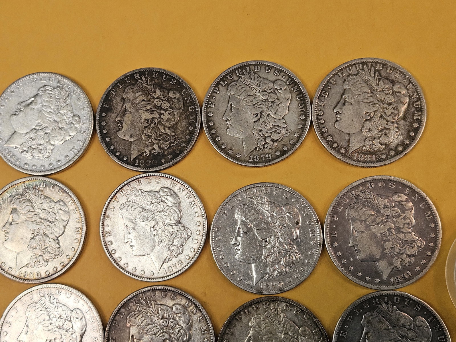 ** FULL ROLL ** Twenty Morgan Silver Dollars - 3
