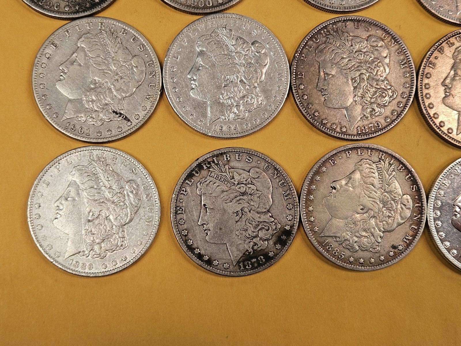 ** FULL ROLL ** Twenty Morgan Silver Dollars - 4