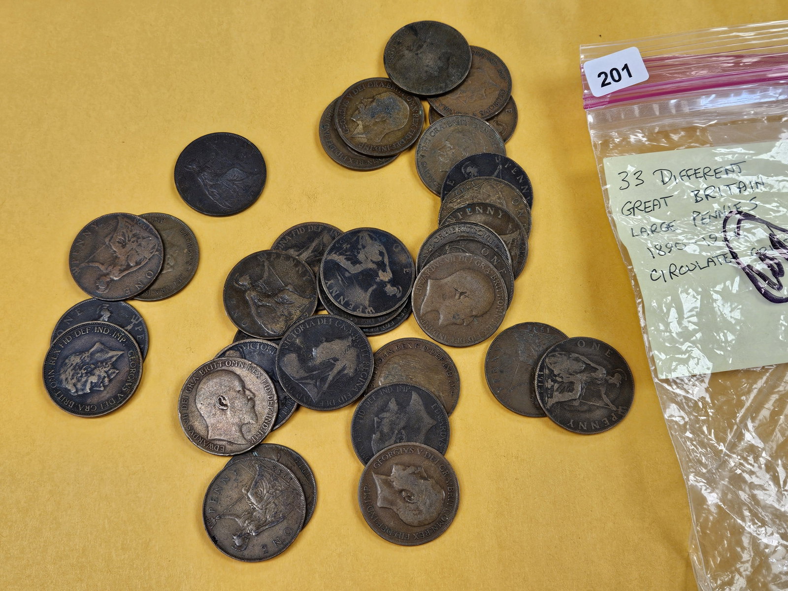 Thirty-three mixed Great Britain Large Pennies - 2