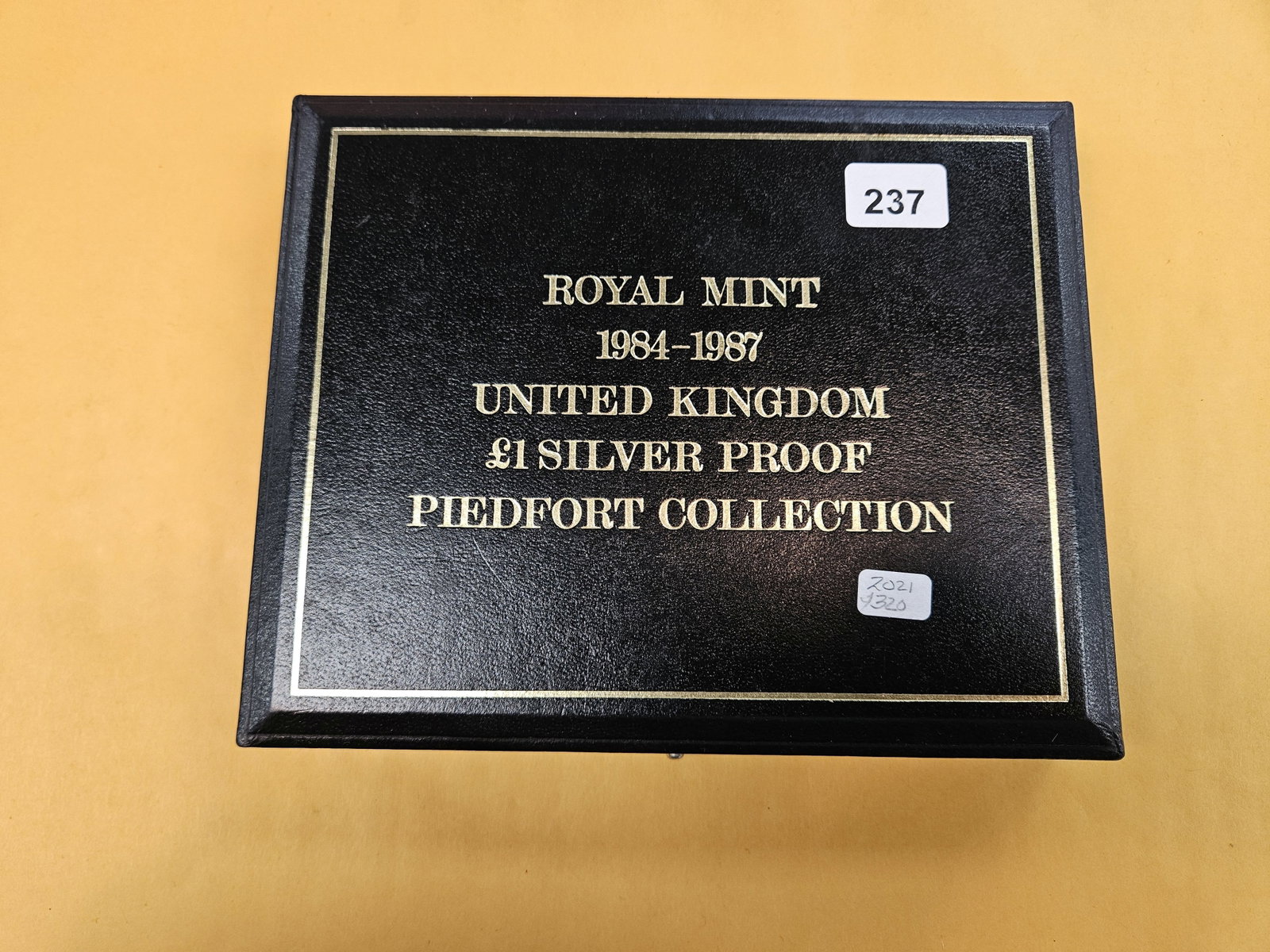 Gem Proof Deep Cameo 5-Coin SILVER Peidfort United Kingdom Set: In OGP with COA. Five Silver coins