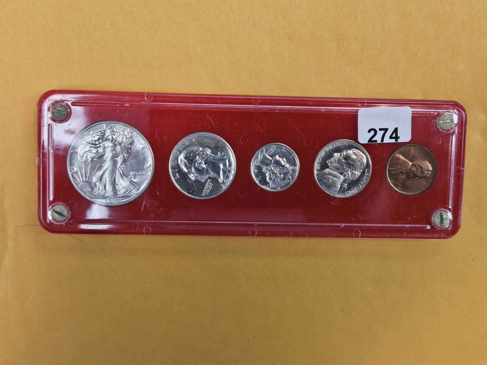 Beautiful GEMMY-looking 1942-S Year Coin set: In plastic holder. Each one looks near prooflike! Really nice looking set with great eye appeal!