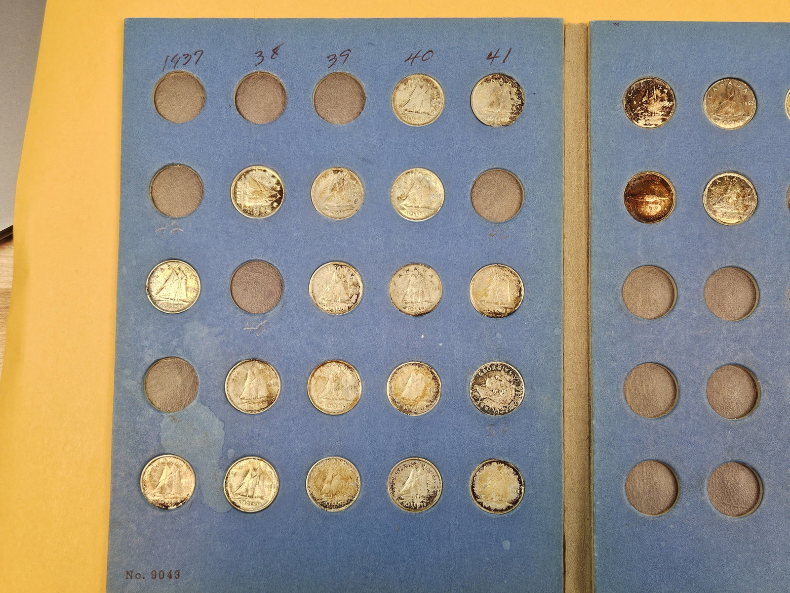 Mixed Set of Canadian Dimes - 2