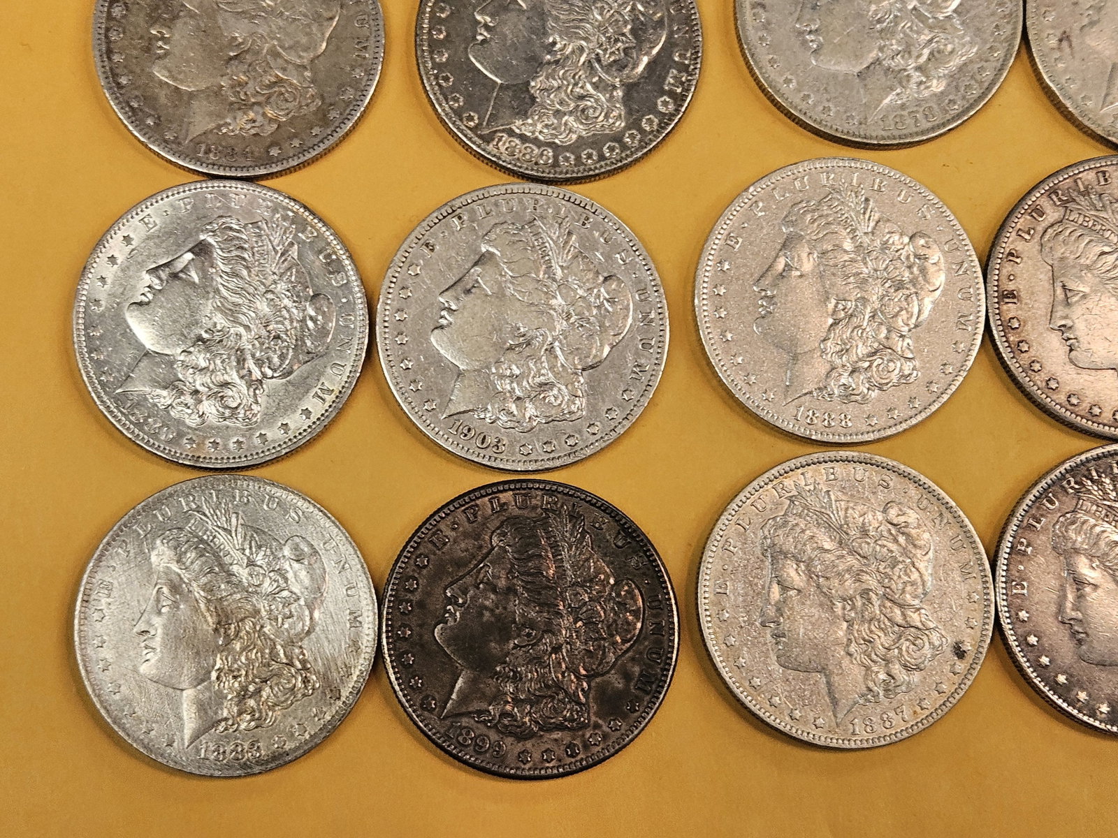 ** FULL ROLL ** Twenty Morgan Silver Dollars - 4