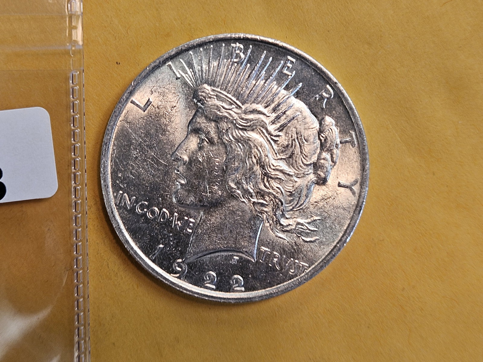 Brilliant Uncirculated 1921 Morgan silver Dollar - 4