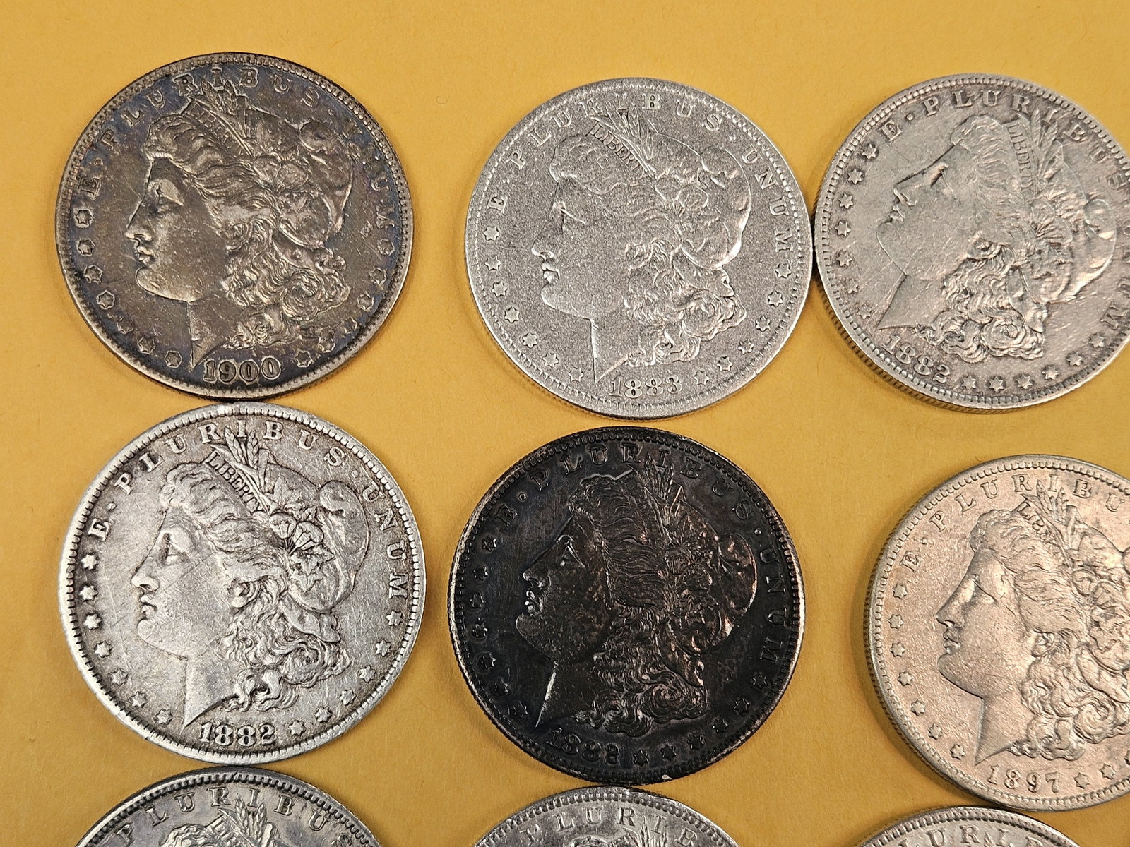 ** FULL ROLL ** Twenty Morgan Silver Dollars - 2