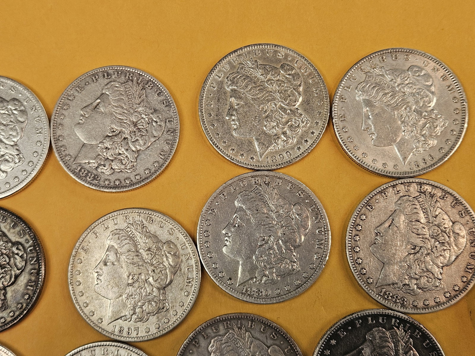** FULL ROLL ** Twenty Morgan Silver Dollars - 3