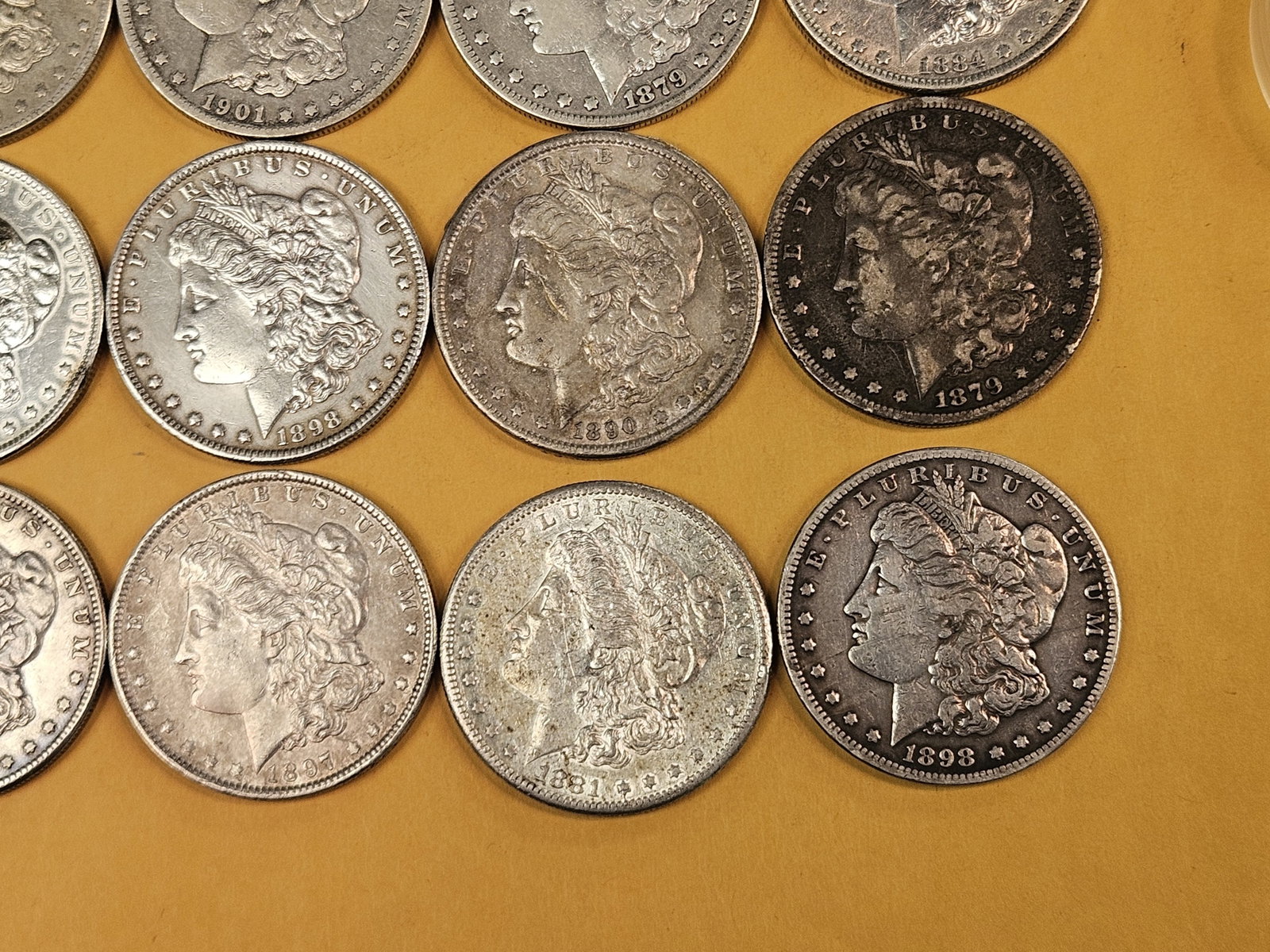 ** FULL ROLL ** Twenty Morgan Silver Dollars - 5