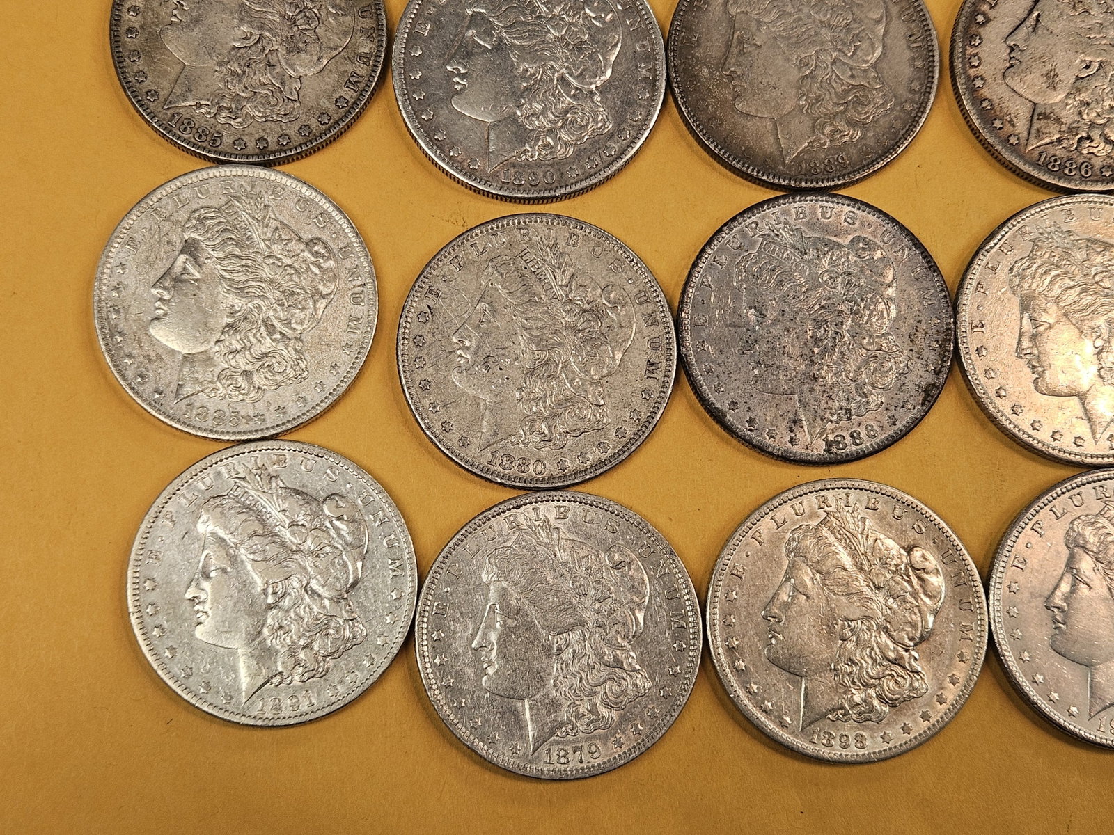 ** FULL ROLL ** Twenty Morgan Silver Dollars - 4