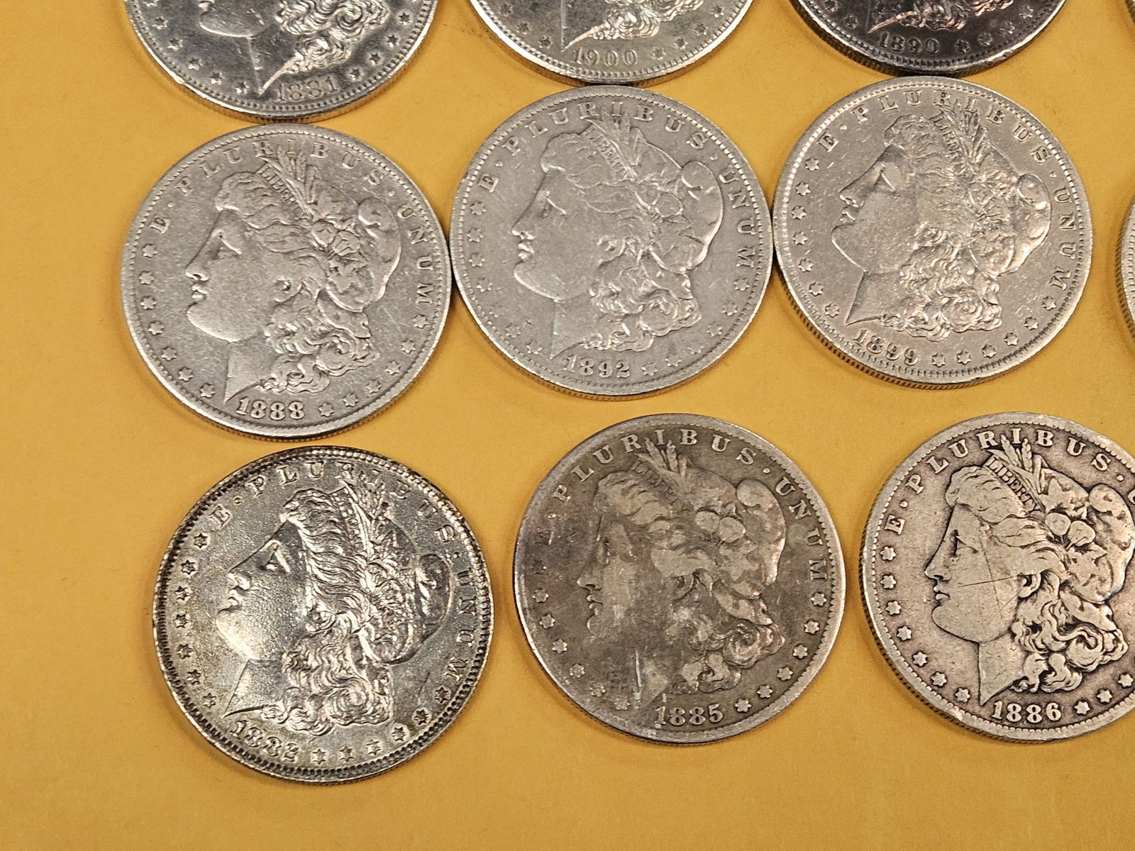** FULL ROLL ** Twenty Morgan Silver Dollars - 4