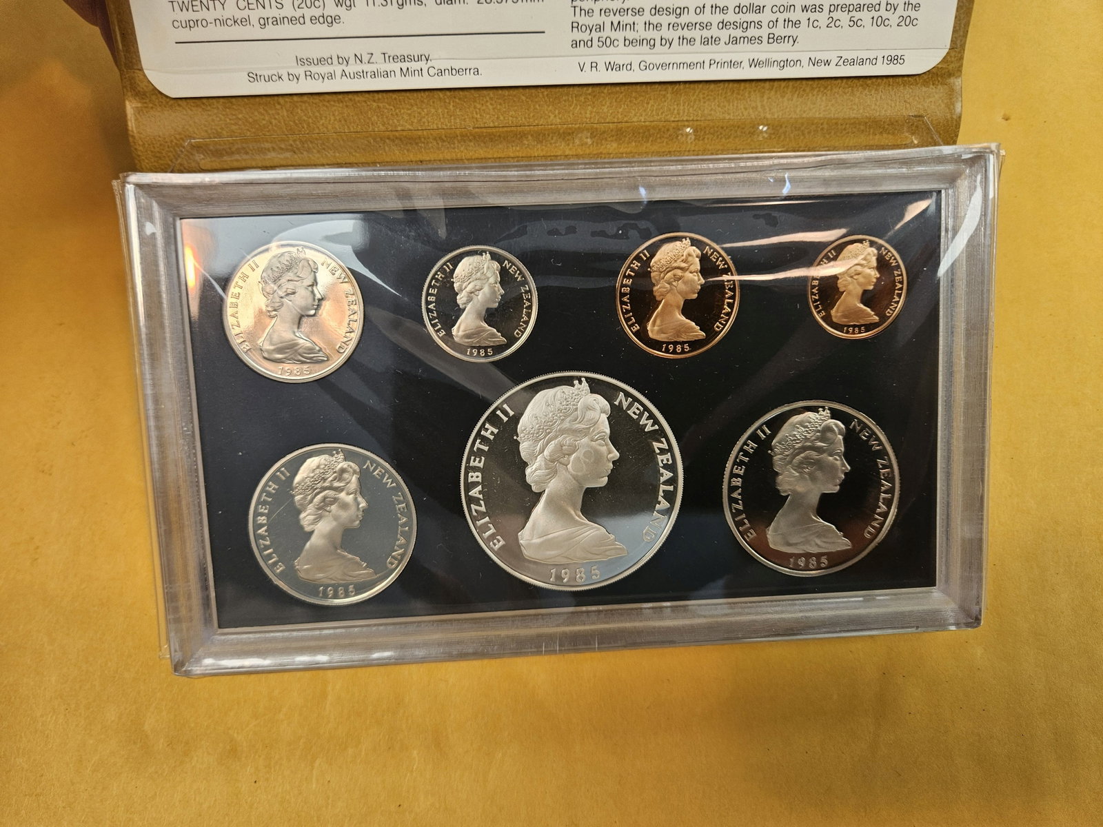 GEM Proof Deep Cameo 1985 New Zealand Silver Proof Coin Set - 3