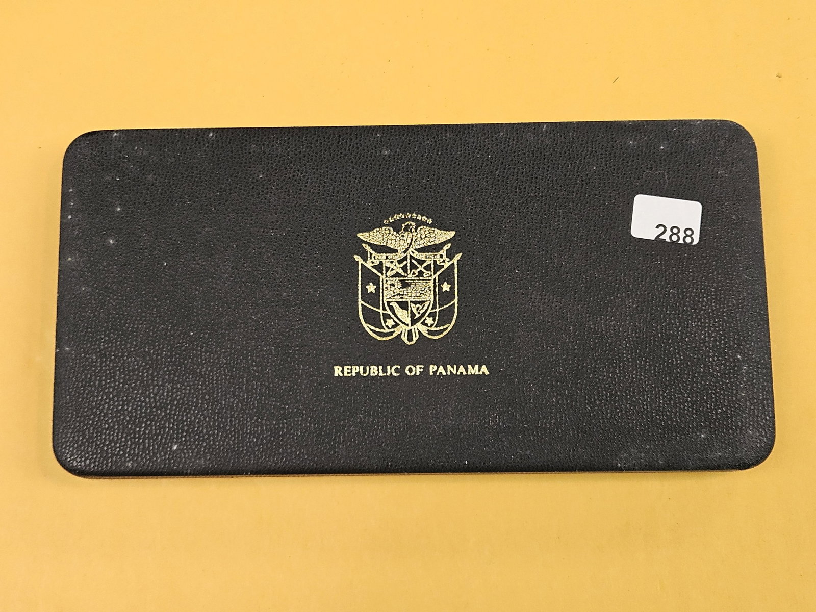 GEM Proof Deep Cameo 1978 Panama Silver 8-coin set: In original government packaging with certificate of authenticity
