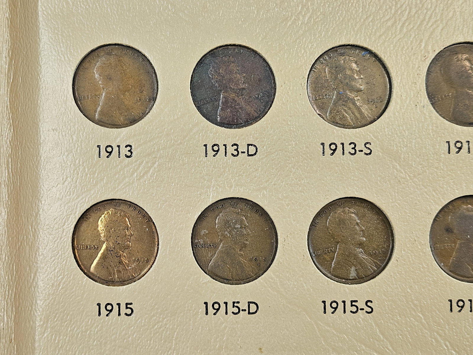 Fairly full Lincoln Cent collection! - 5