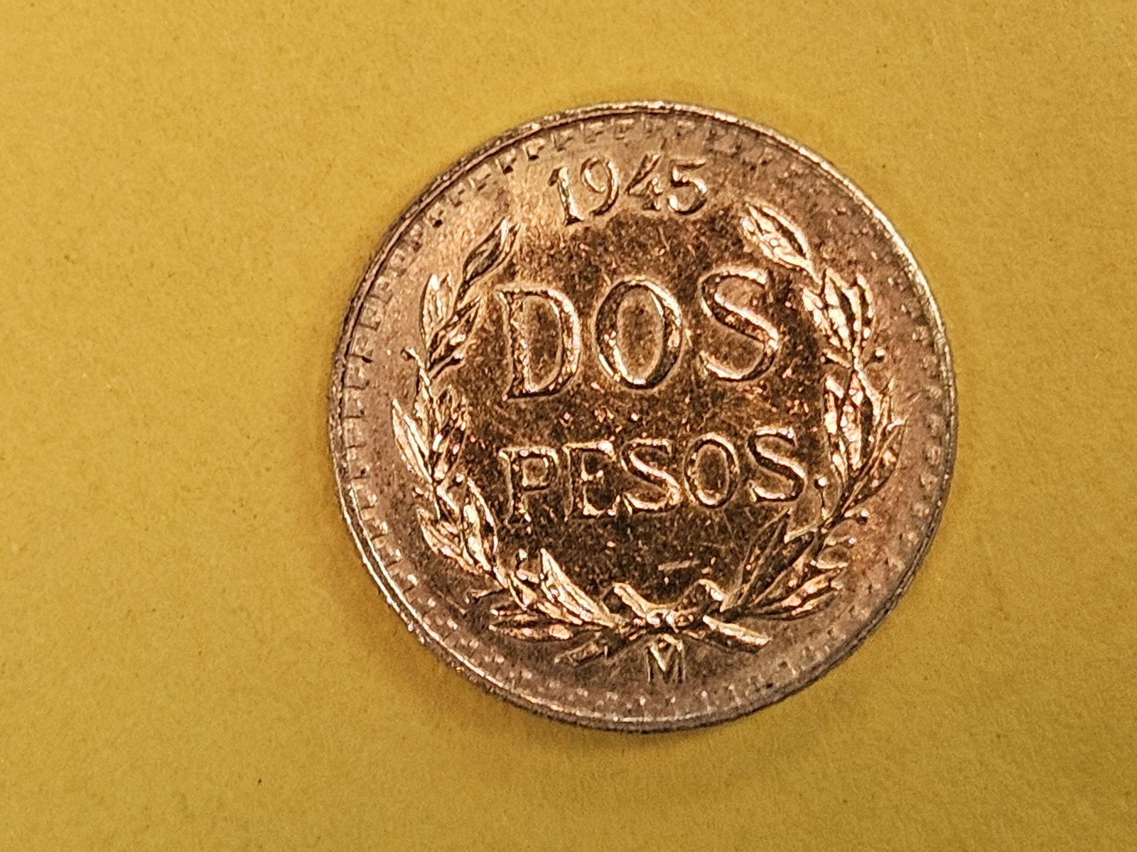 GOLD! Brilliant 1945 Mexico Gold dos pesos: KM 461