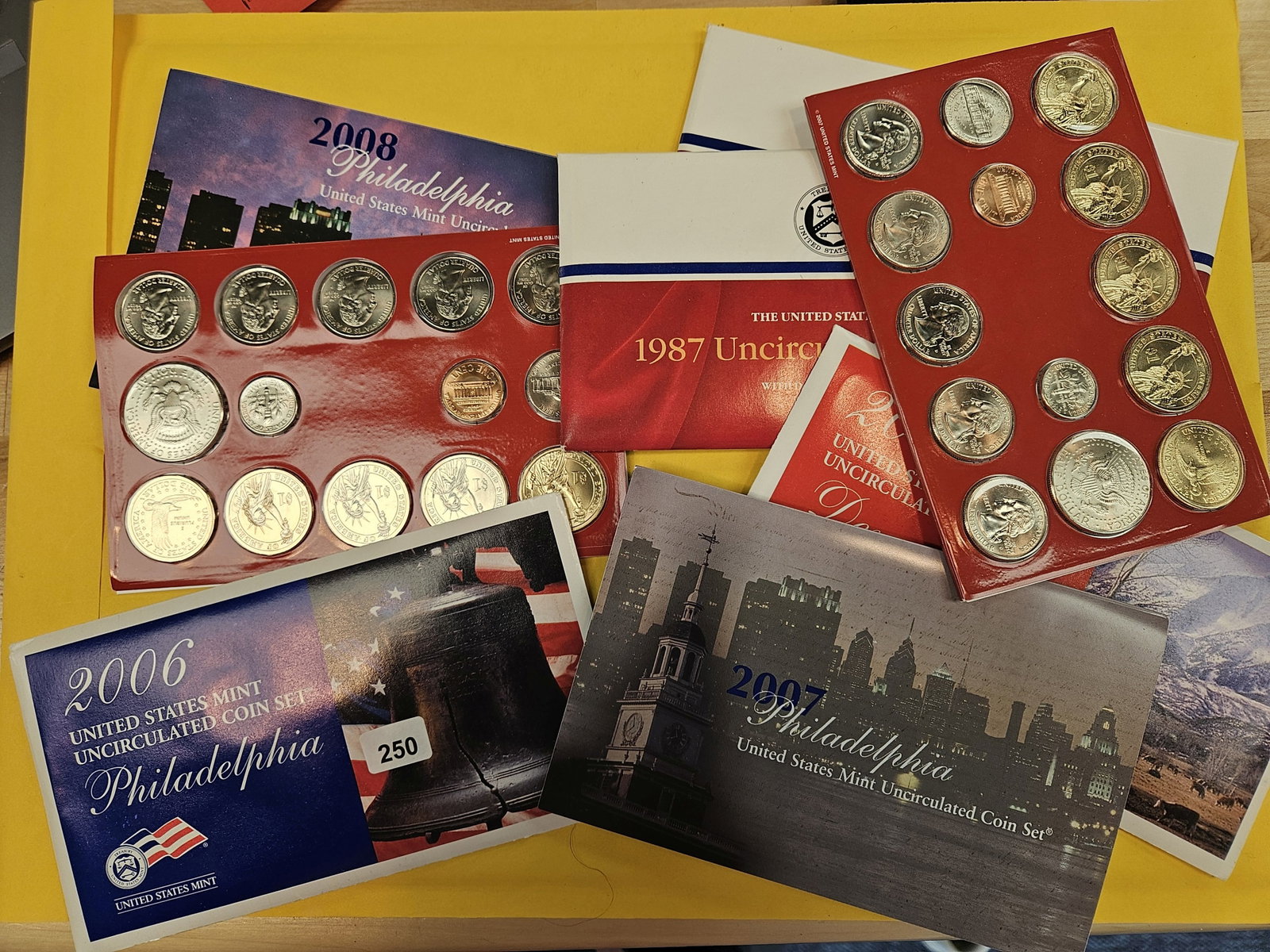 Eight mixed US Mint Sets: In OGP