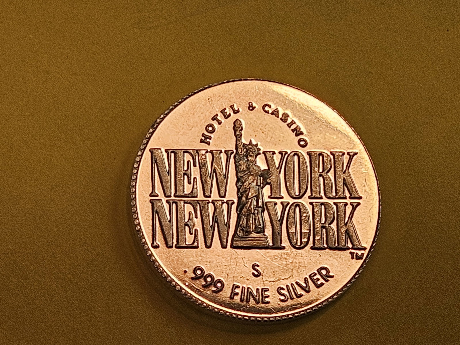 Miss Liberty .999 fine silver art round - 3