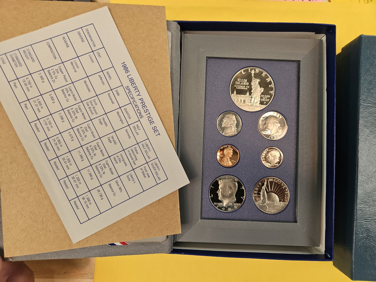 1986 and 1982 US SILVER Prestige Proof Sets - 2