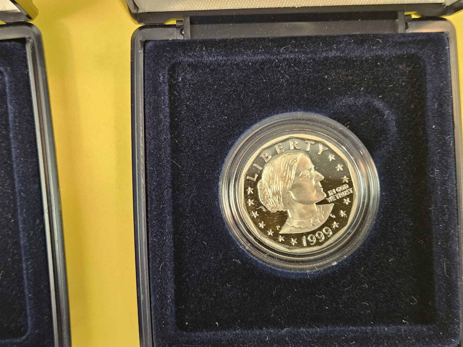 Two GEM Proof Deep Cameo 1999 Susan B Anthony Dollars - 3