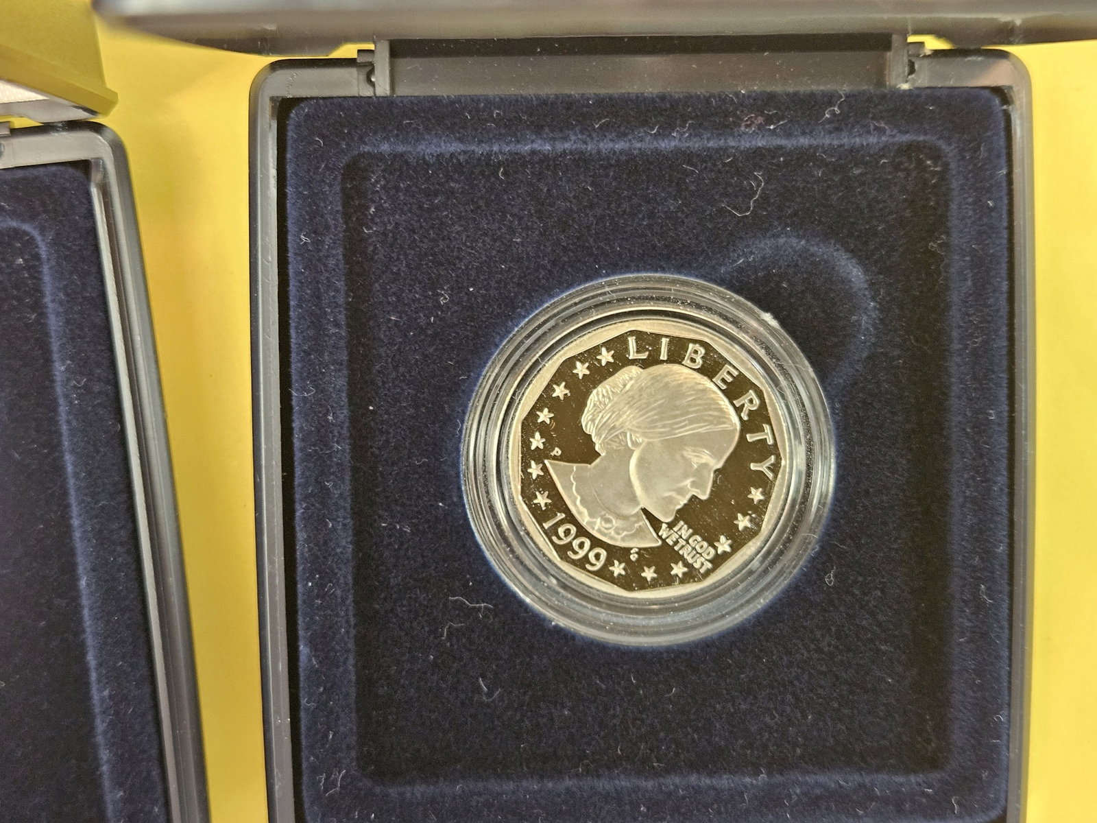 Two GEM Proof Deep Cameo 1999 Susan B Anthony Dollars - 3