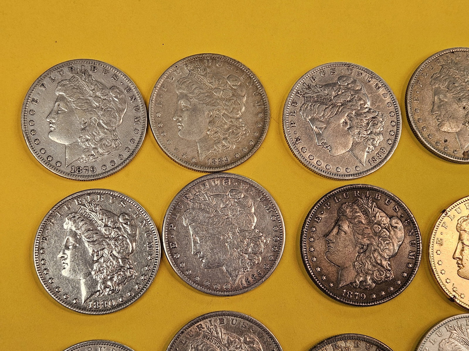 ** FULL ROLL ** Twenty Morgan Silver Dollars - 2
