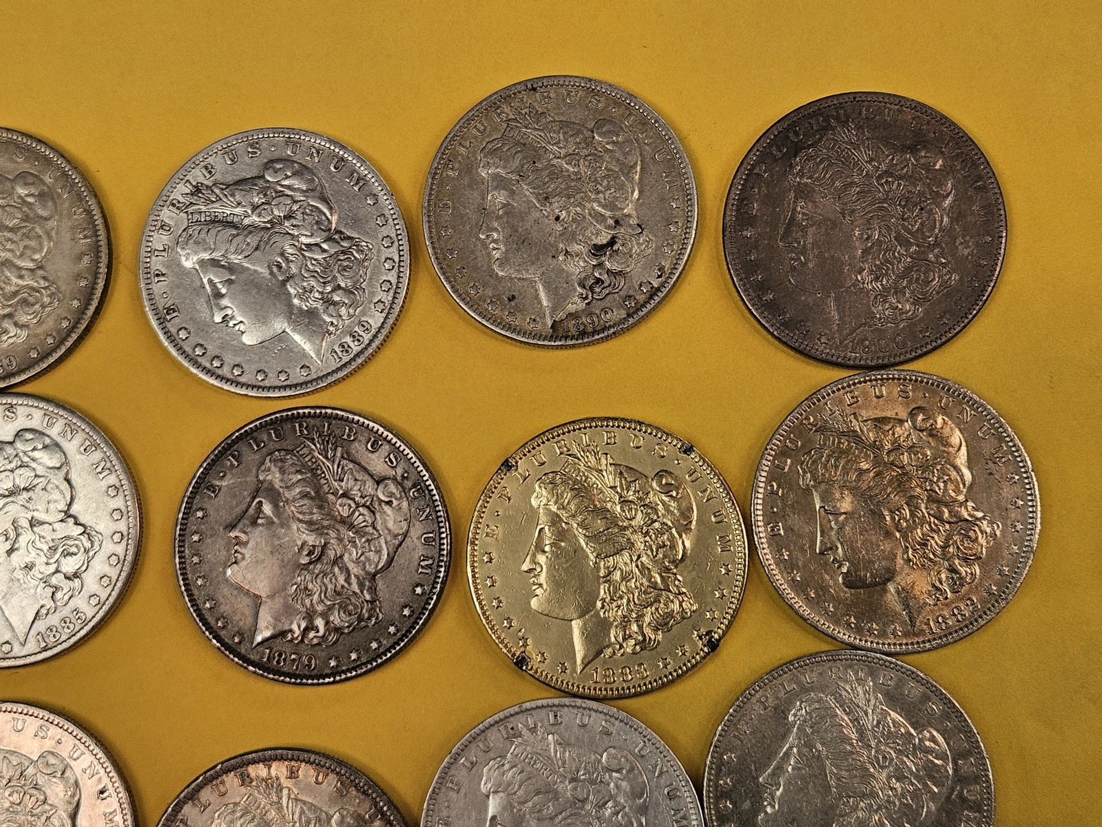 ** FULL ROLL ** Twenty Morgan Silver Dollars - 3