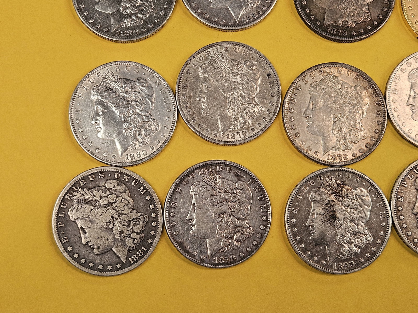 ** FULL ROLL ** Twenty Morgan Silver Dollars - 4