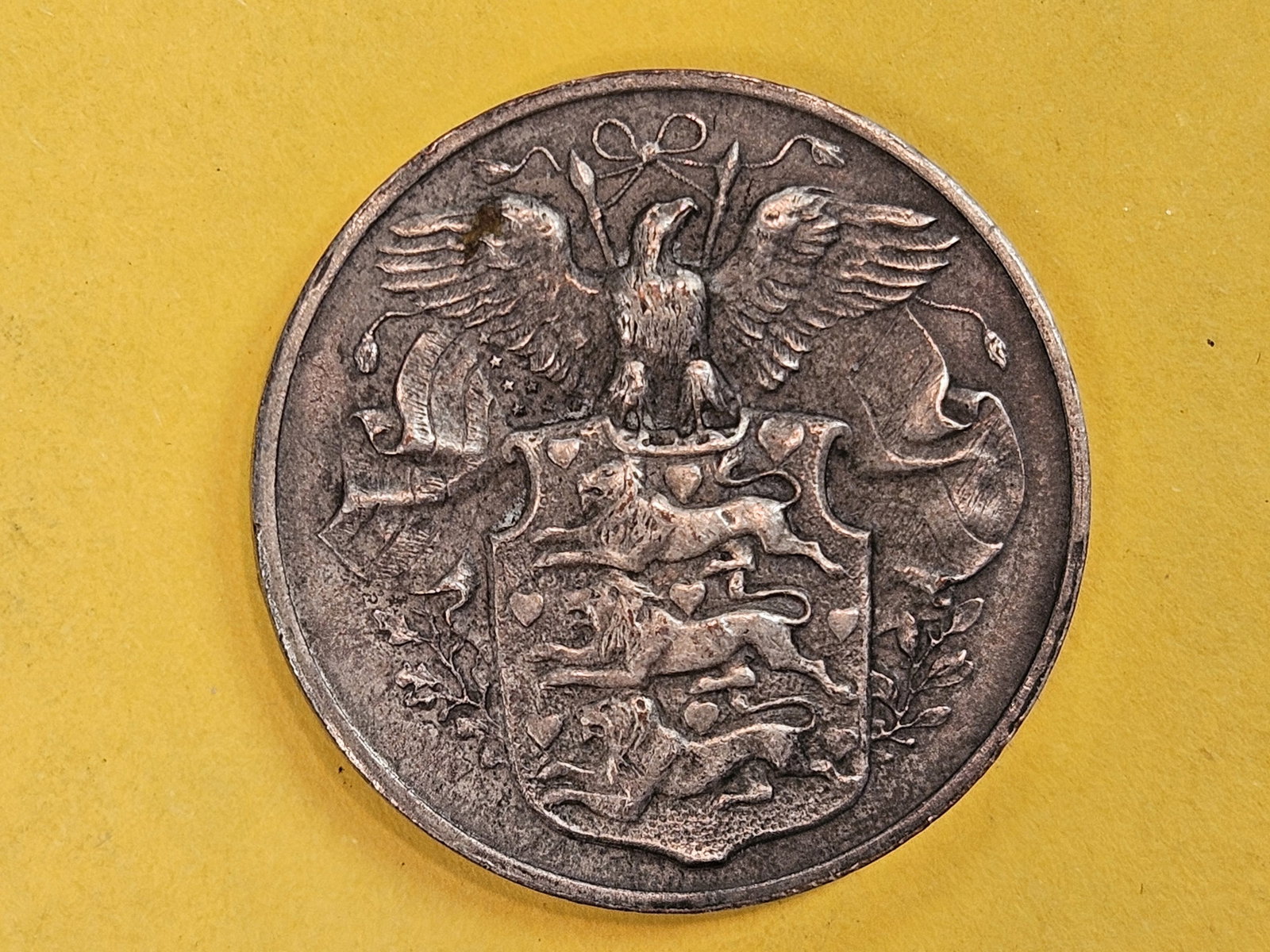 Uncirculated Danmark Vor Moder Coat of Arms Medal - 5