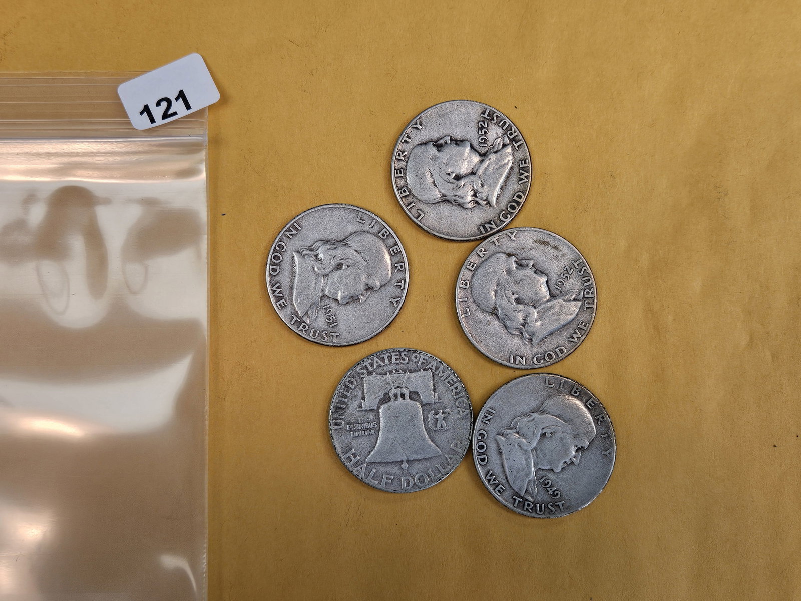 Five mixed Silver Franklin Half Dollars: Circulated