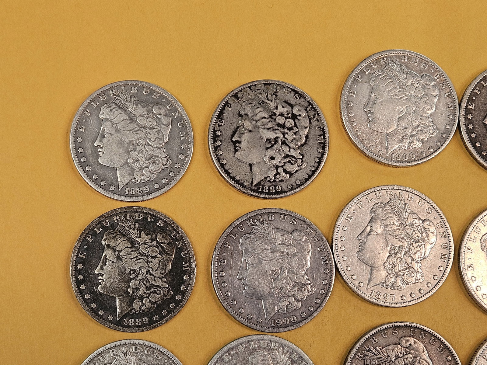 ** FULL ROLL ** Twenty Morgan Silver Dollars - 2