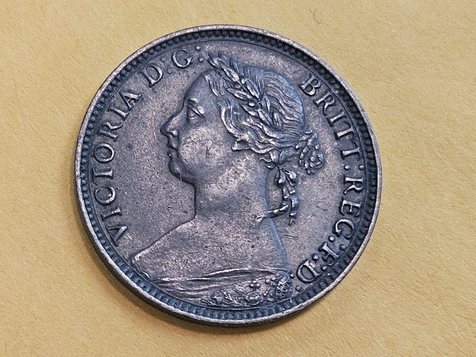 1881-H Great Britain Farthing - 4