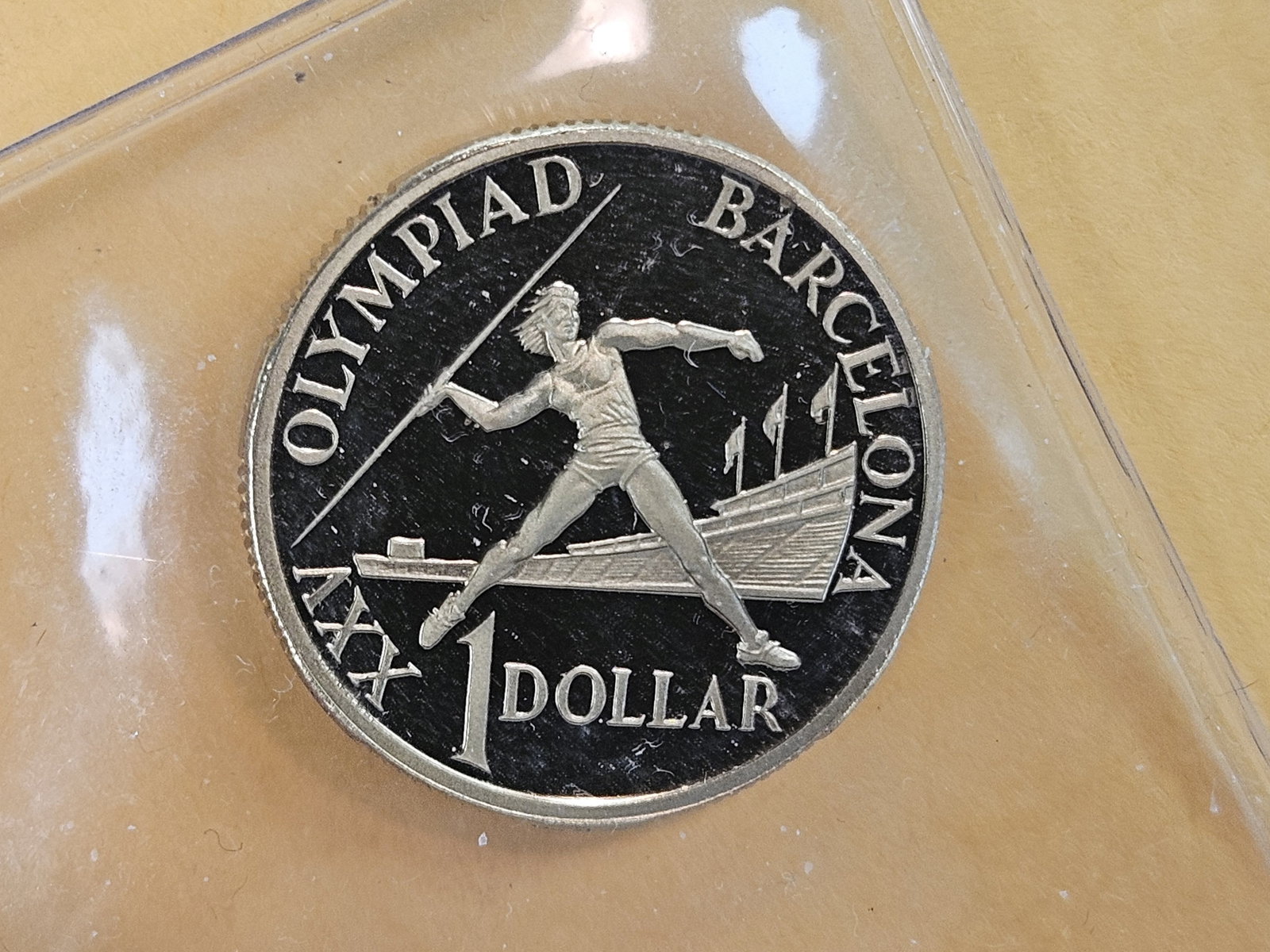 * RARE * GEM Proof Deep Cameo 1992 Australia Dollar - 3