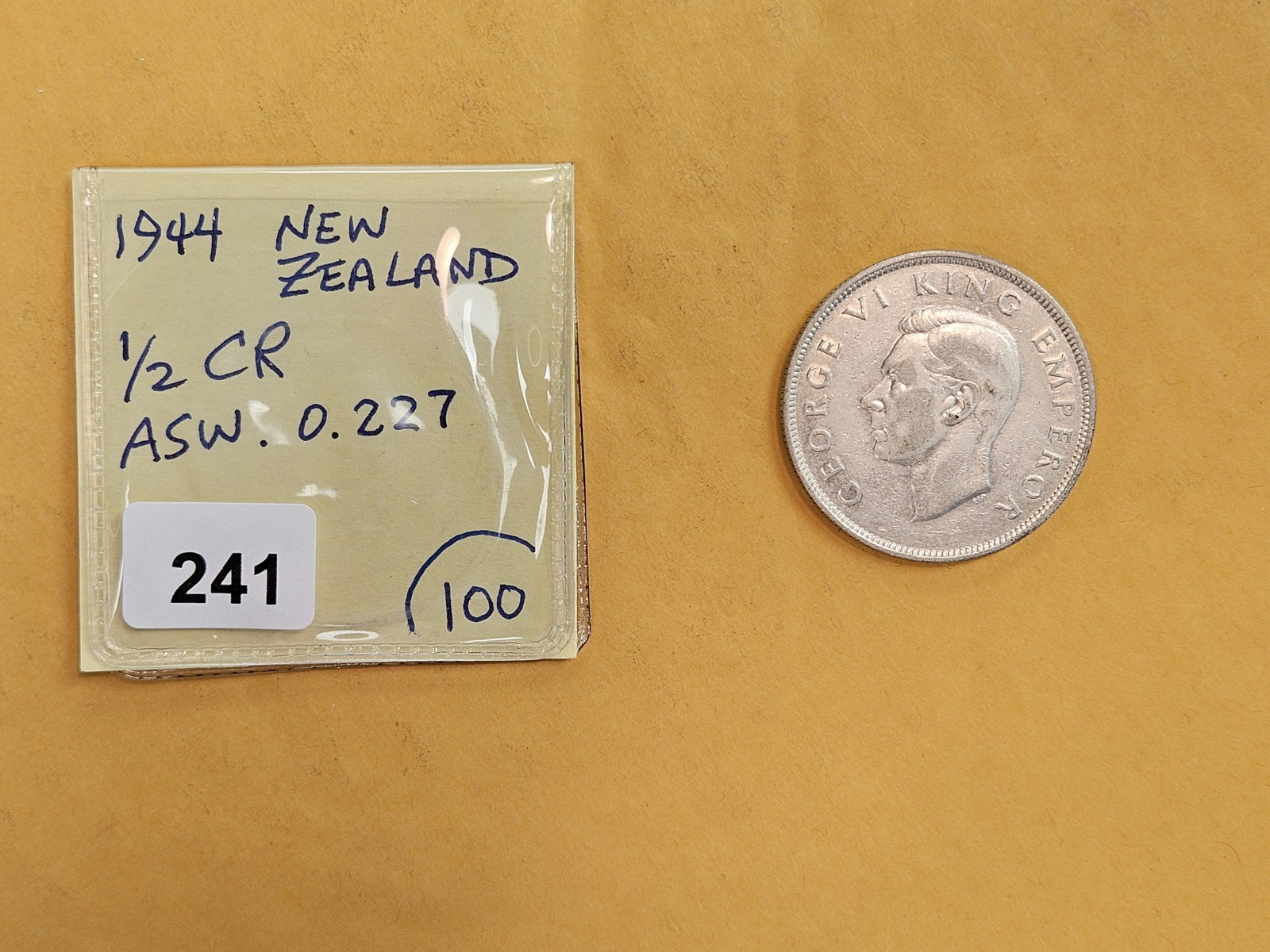 1944 New Zealand silver 1/2 crown - 2