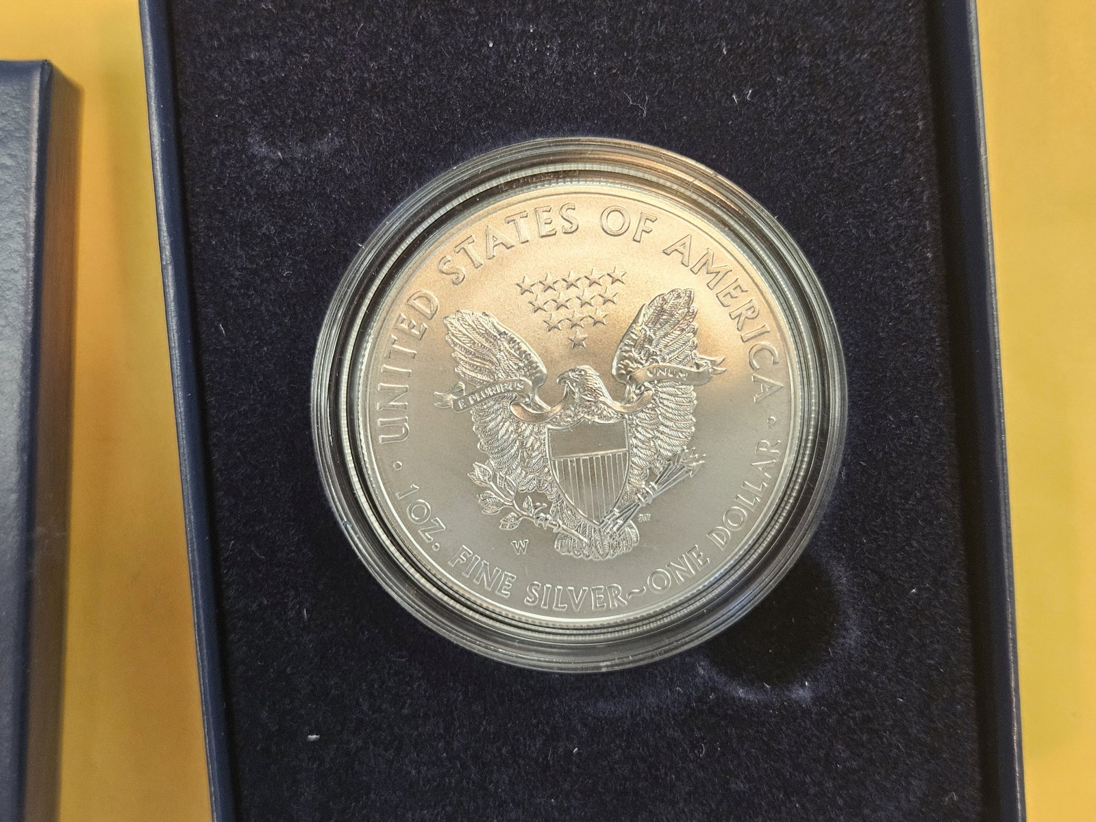 GEM Brilliant Uncirculated 2015 American Silver Eagle - 3