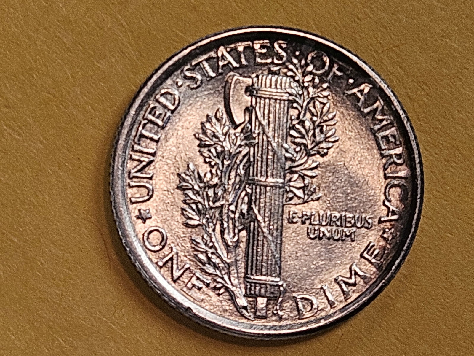 Bright Uncirculated 1919 Mercury Dime - 8