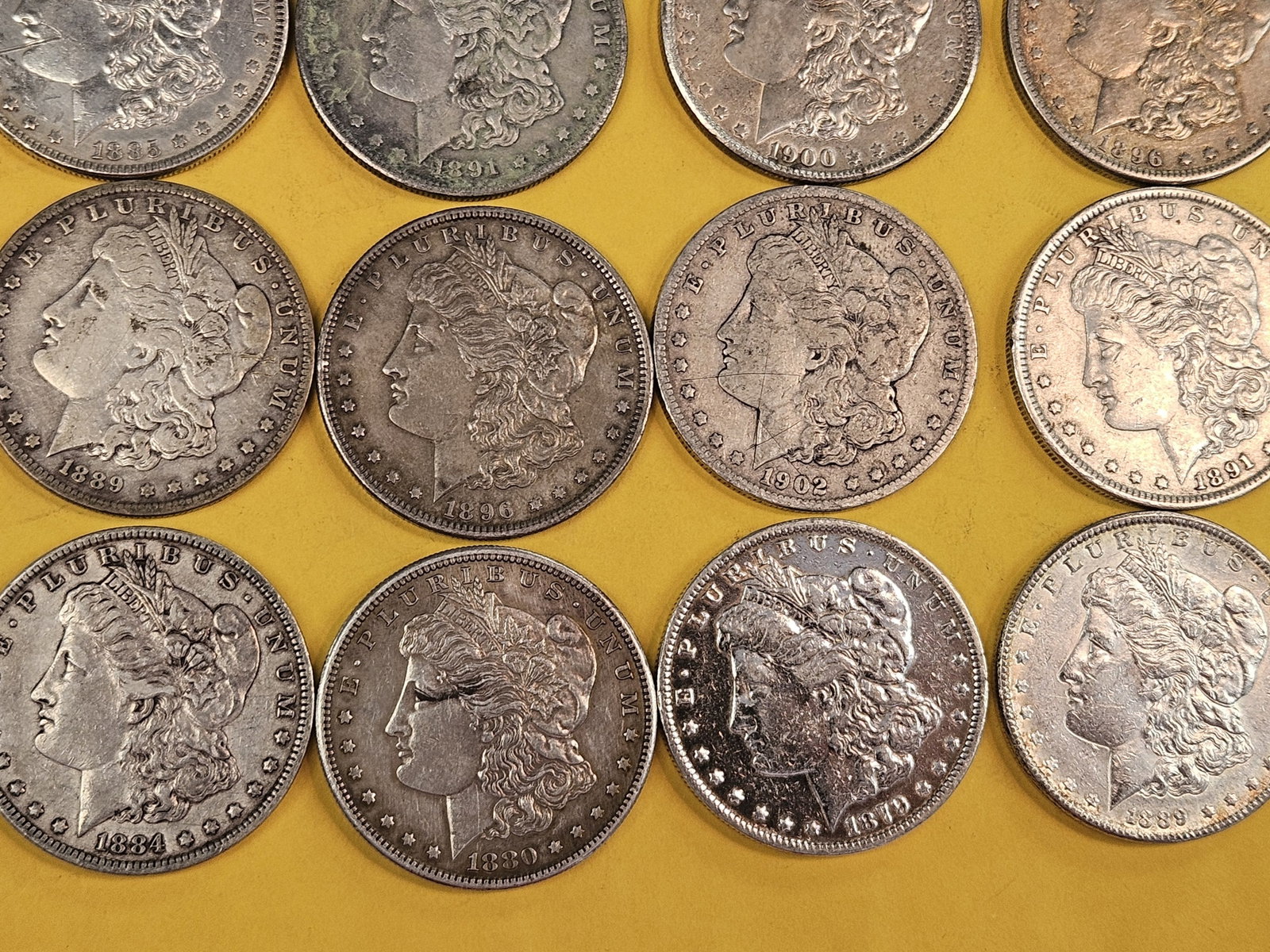 ** FULL ROLL ** Twenty Morgan Silver Dollars - 4