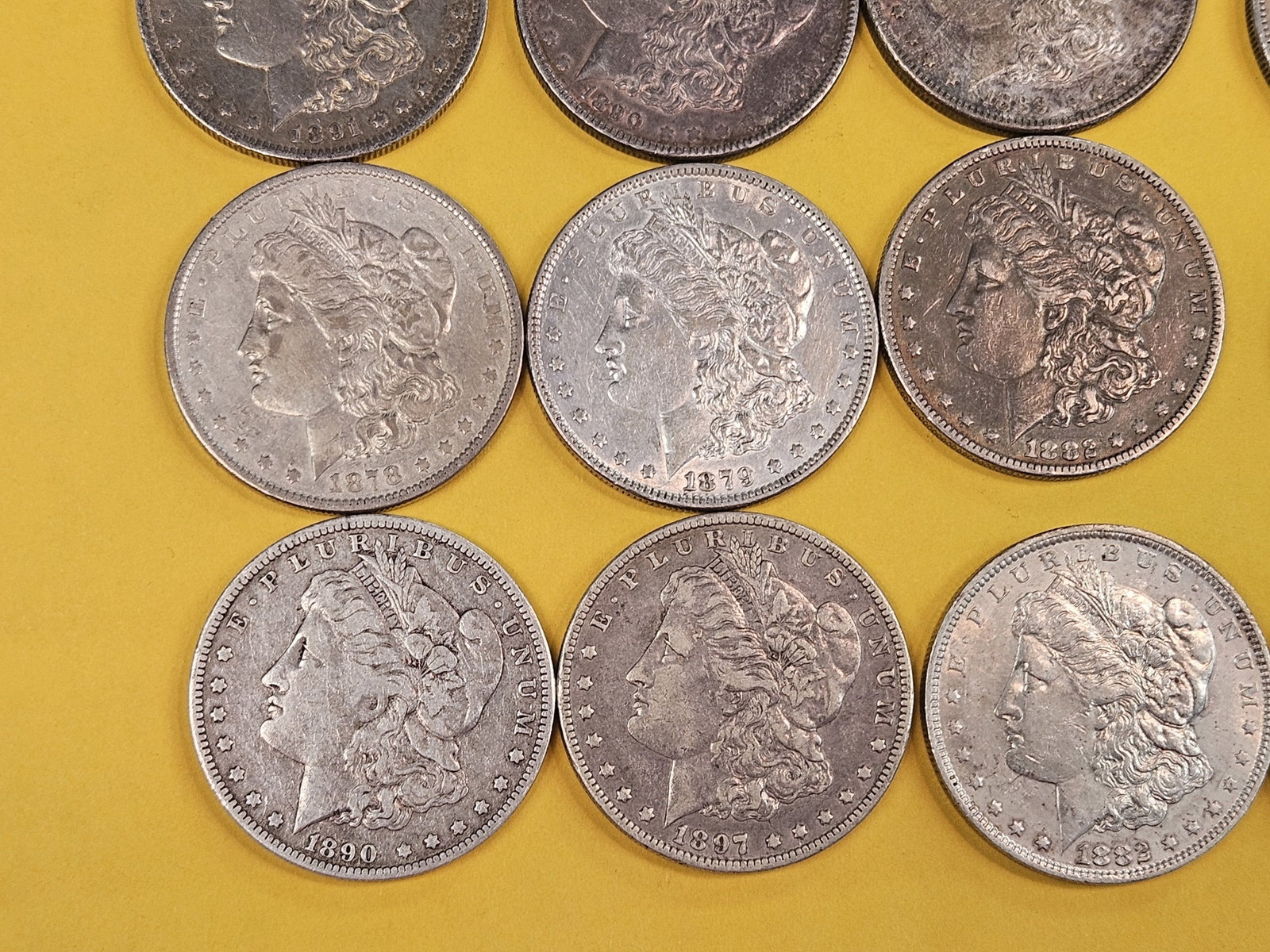 ** FULL ROLL ** Twenty Morgan Silver Dollars - 4