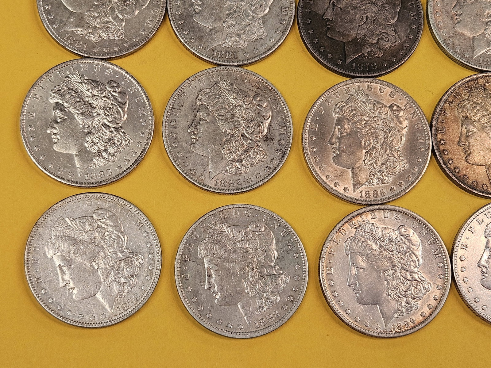 ** FULL ROLL ** Twenty Morgan Silver Dollars - 4