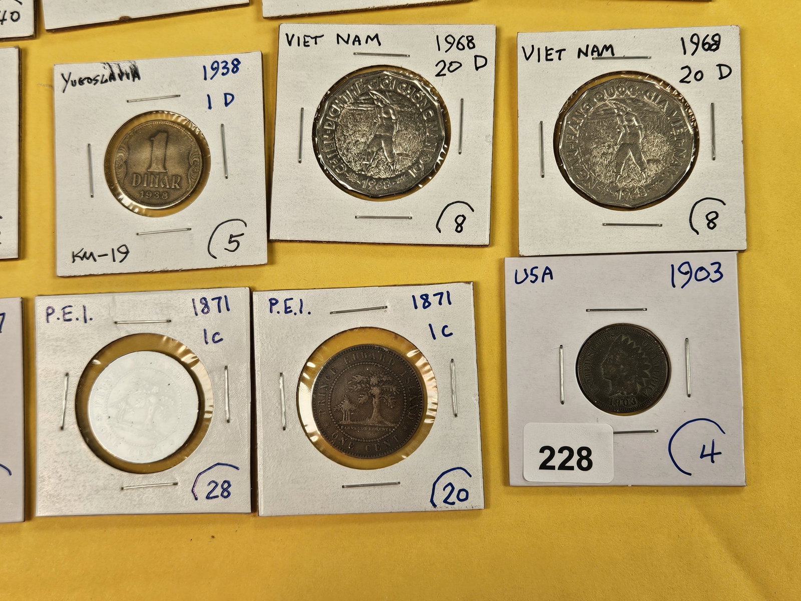 Eighteen mixed World Coins - 7