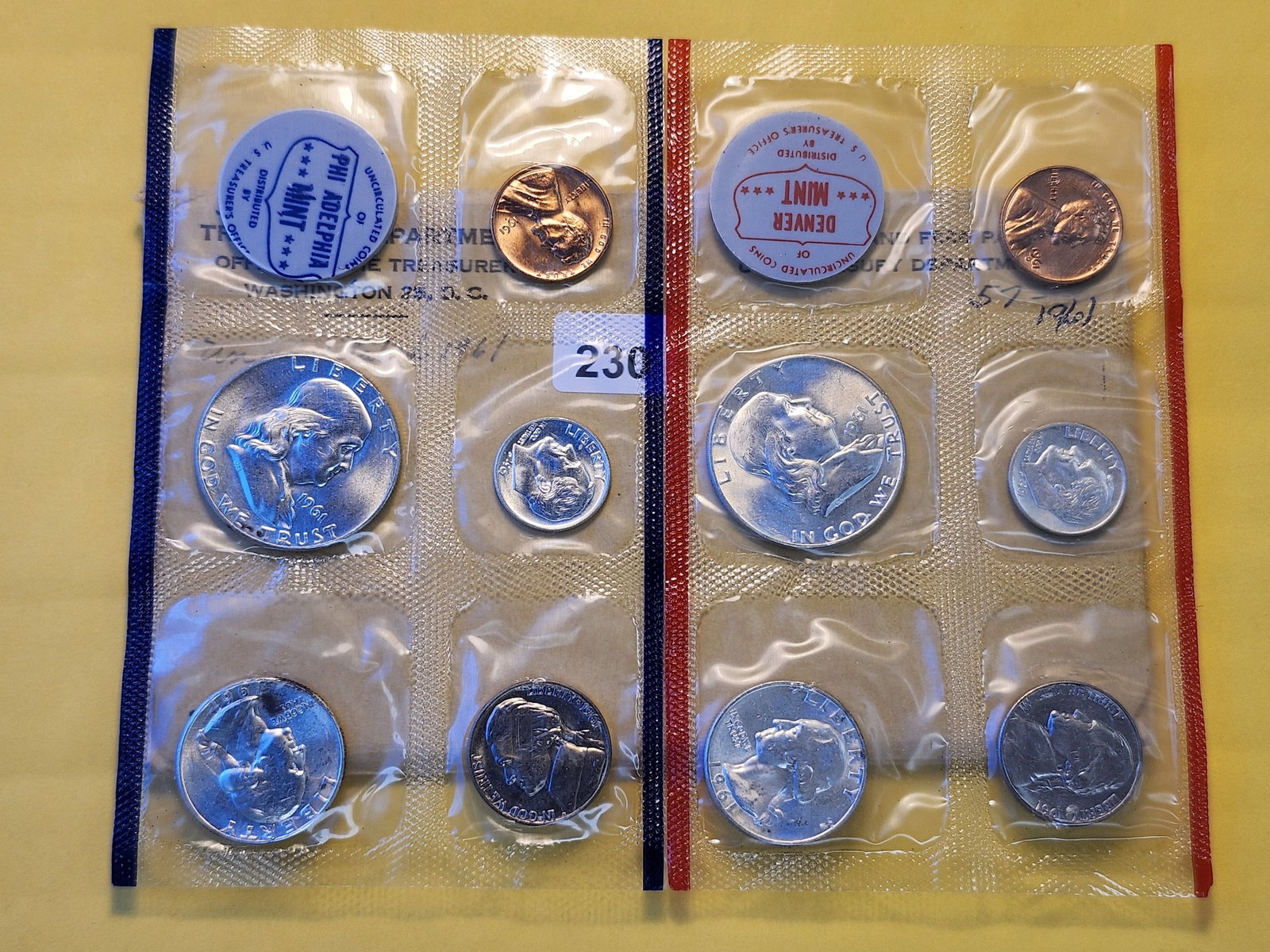 1961 US Silver Mint Set in Original Government Packaging - 2