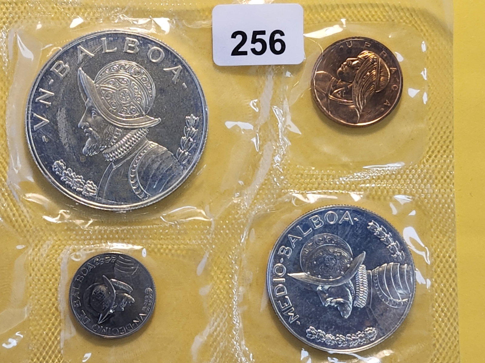 1970 Panama Silver Proof Set - 3