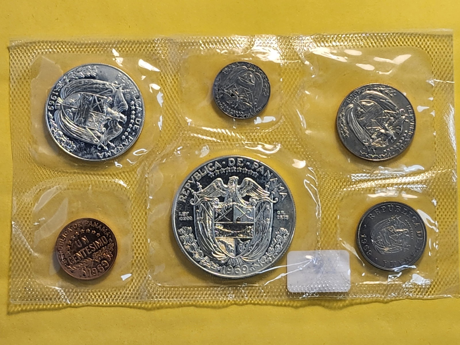 1969 Panama Silver Proof Set - 4