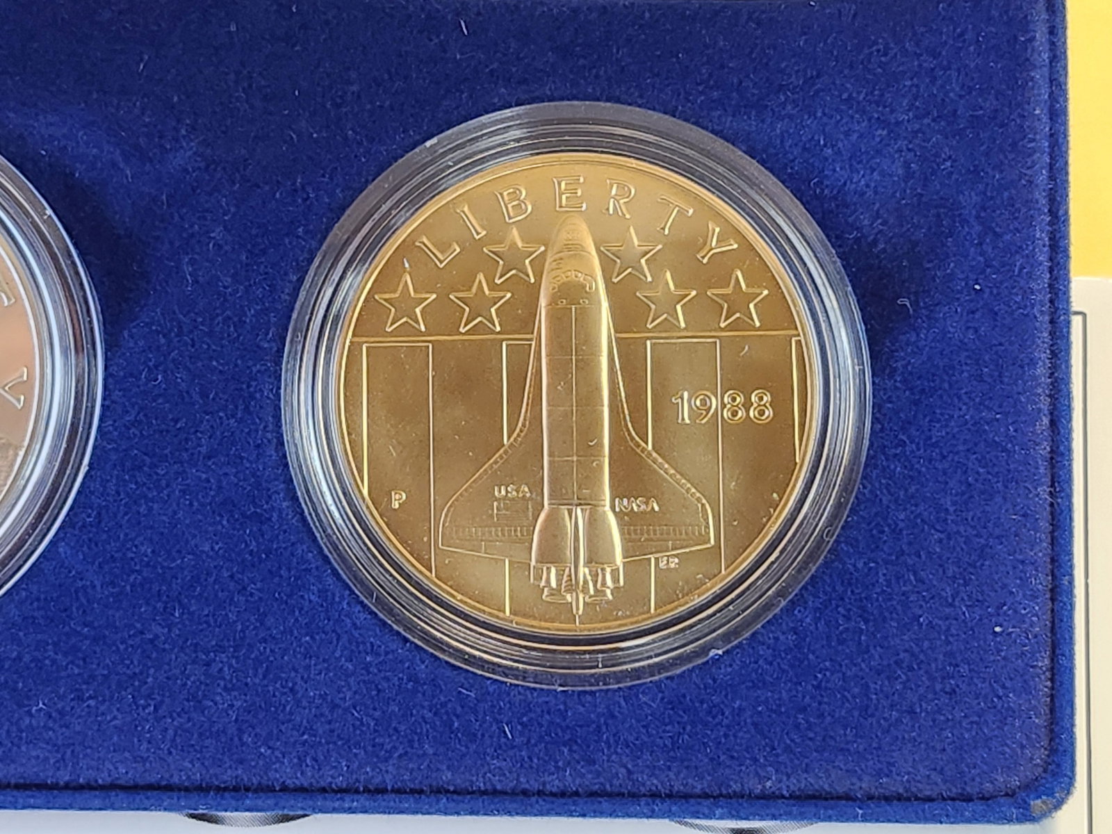 America in Space Two-Piece Commemorative Set - 4