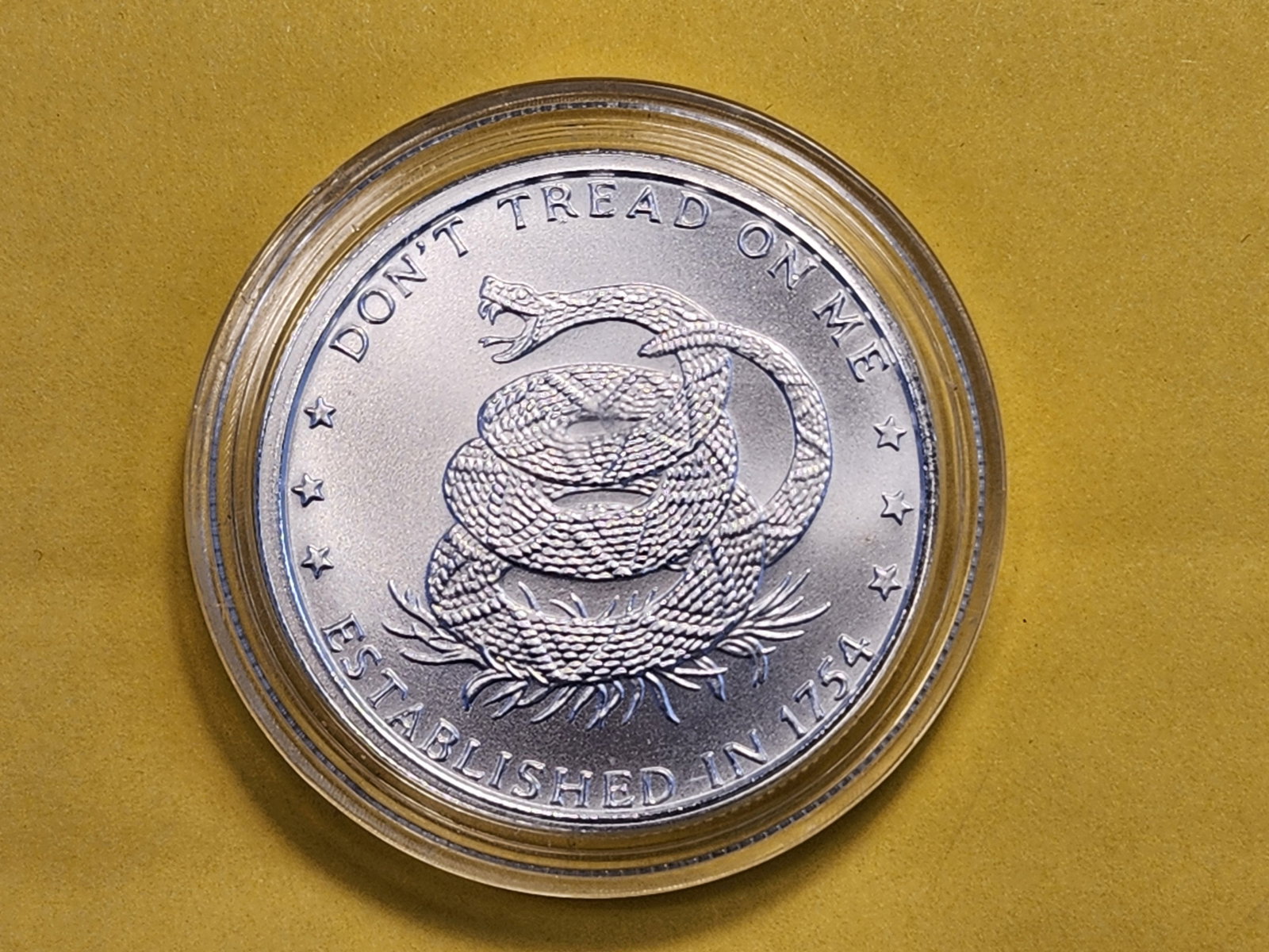 One Troy Ounce .999 Fine Silver Art Round: Don't Tread on Me