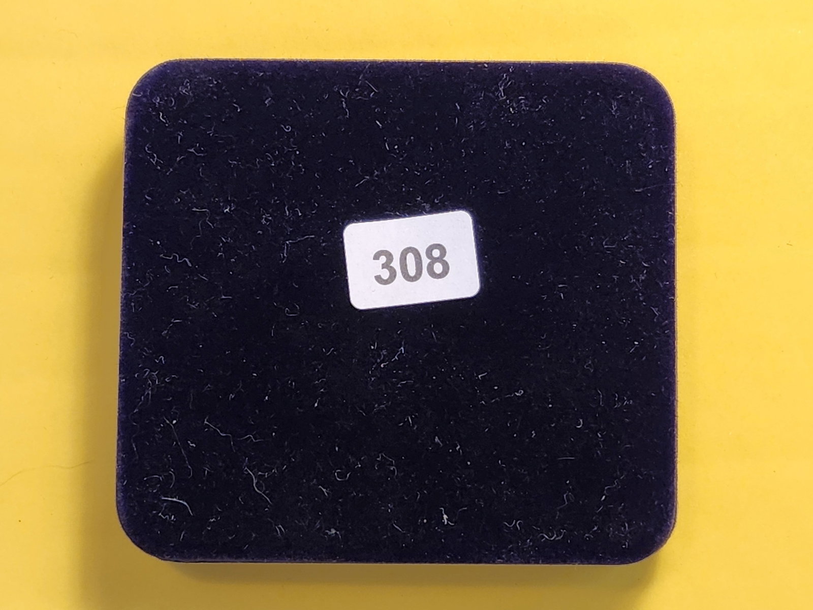 One Troy Ounce .999 Fine Silver Proof Art Round (1 of 3)
