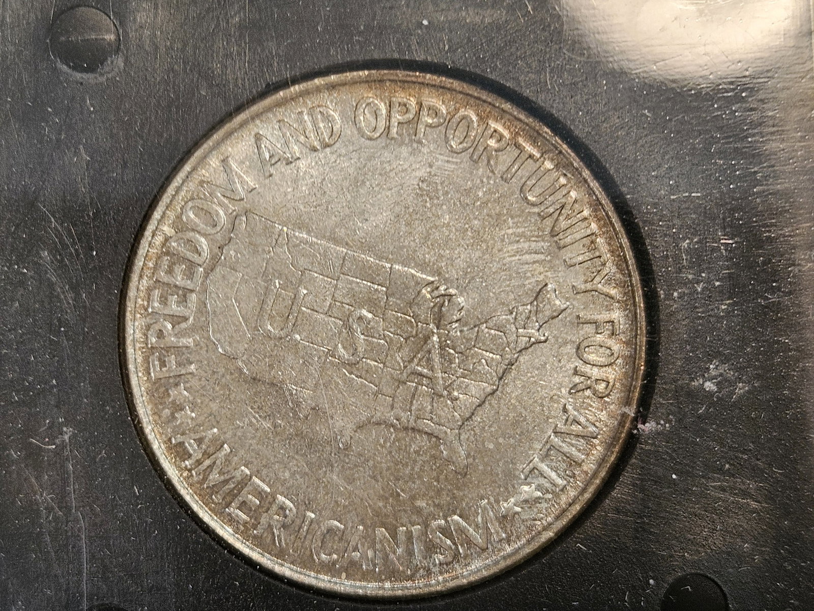 NuGrade 1952 Commemorative Half Dollar in About Uncirculated - 58 - 4