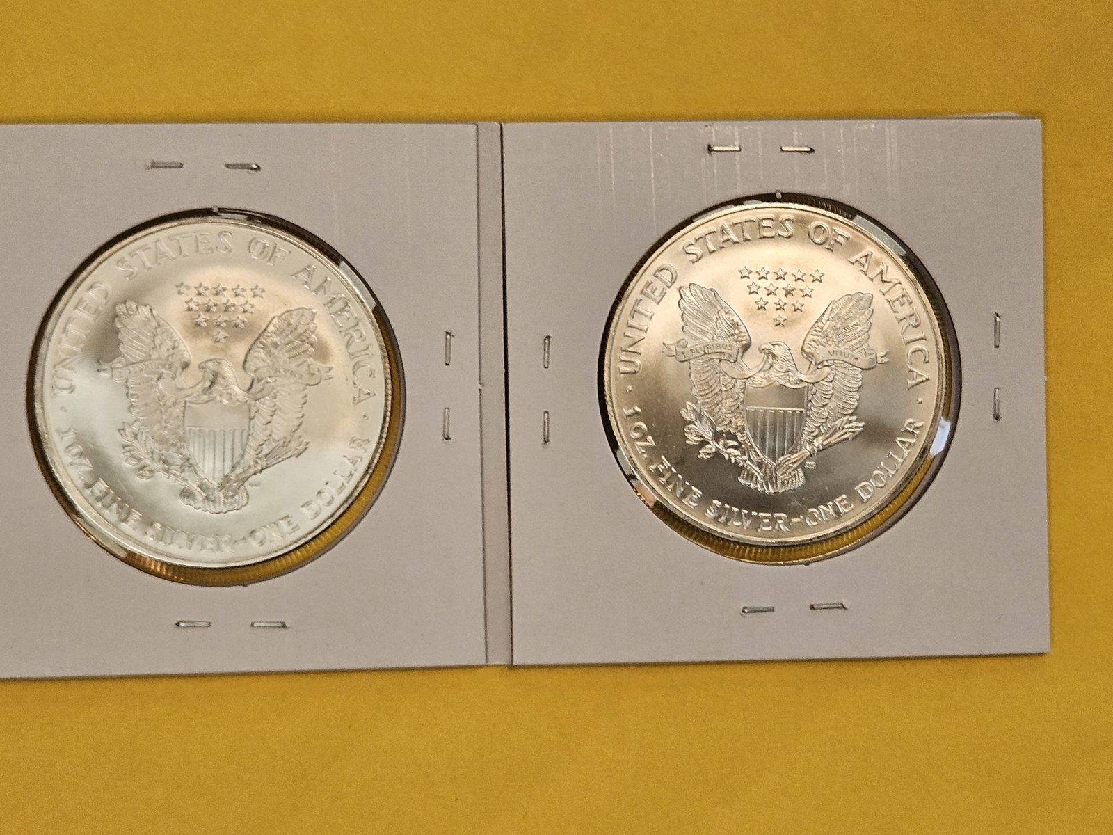 Two GEM Brilliant Uncirculated 2006 American Silver Eagle - 2